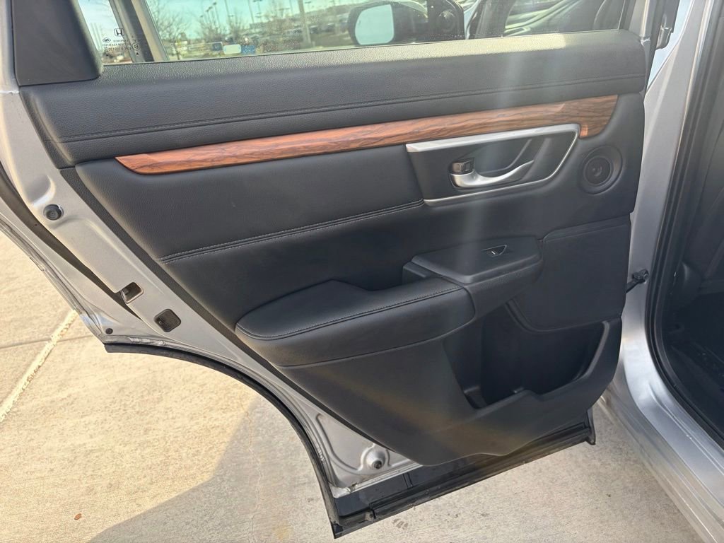 Used 2017 Honda CR-V Touring image 13