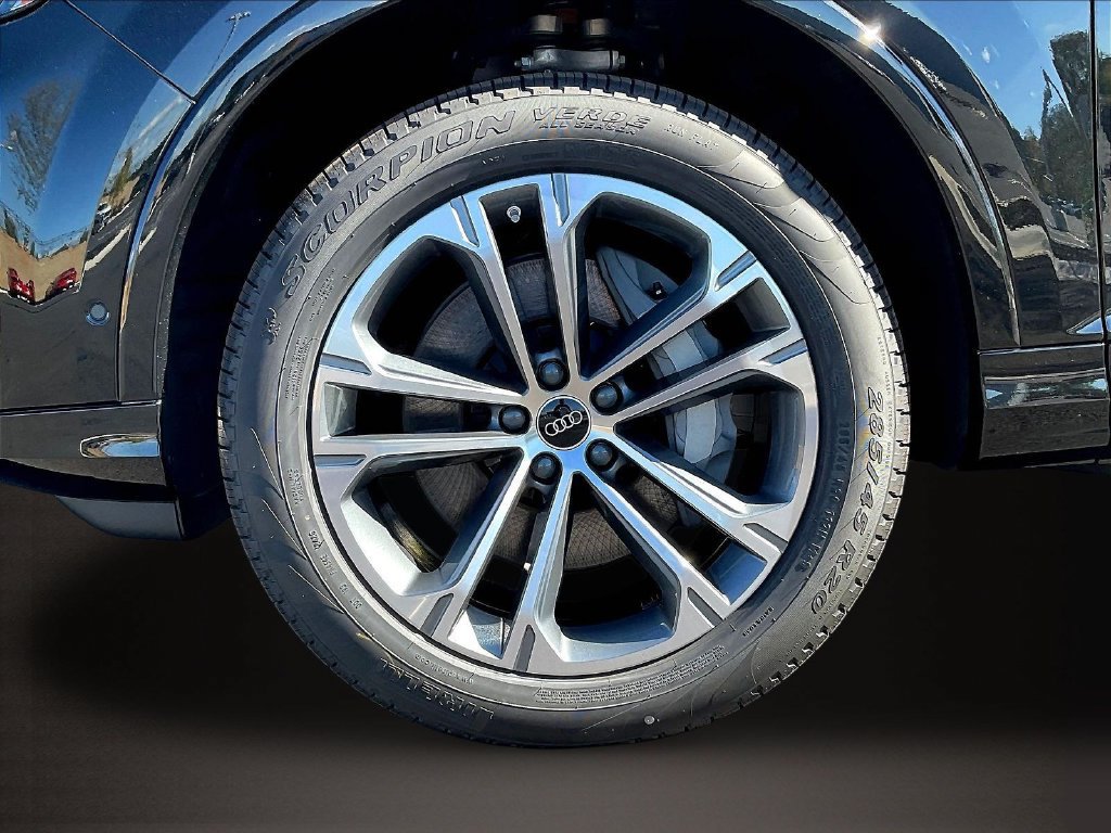 New 2026 Audi Q7 2.0T Premium AWD/4WD image 13