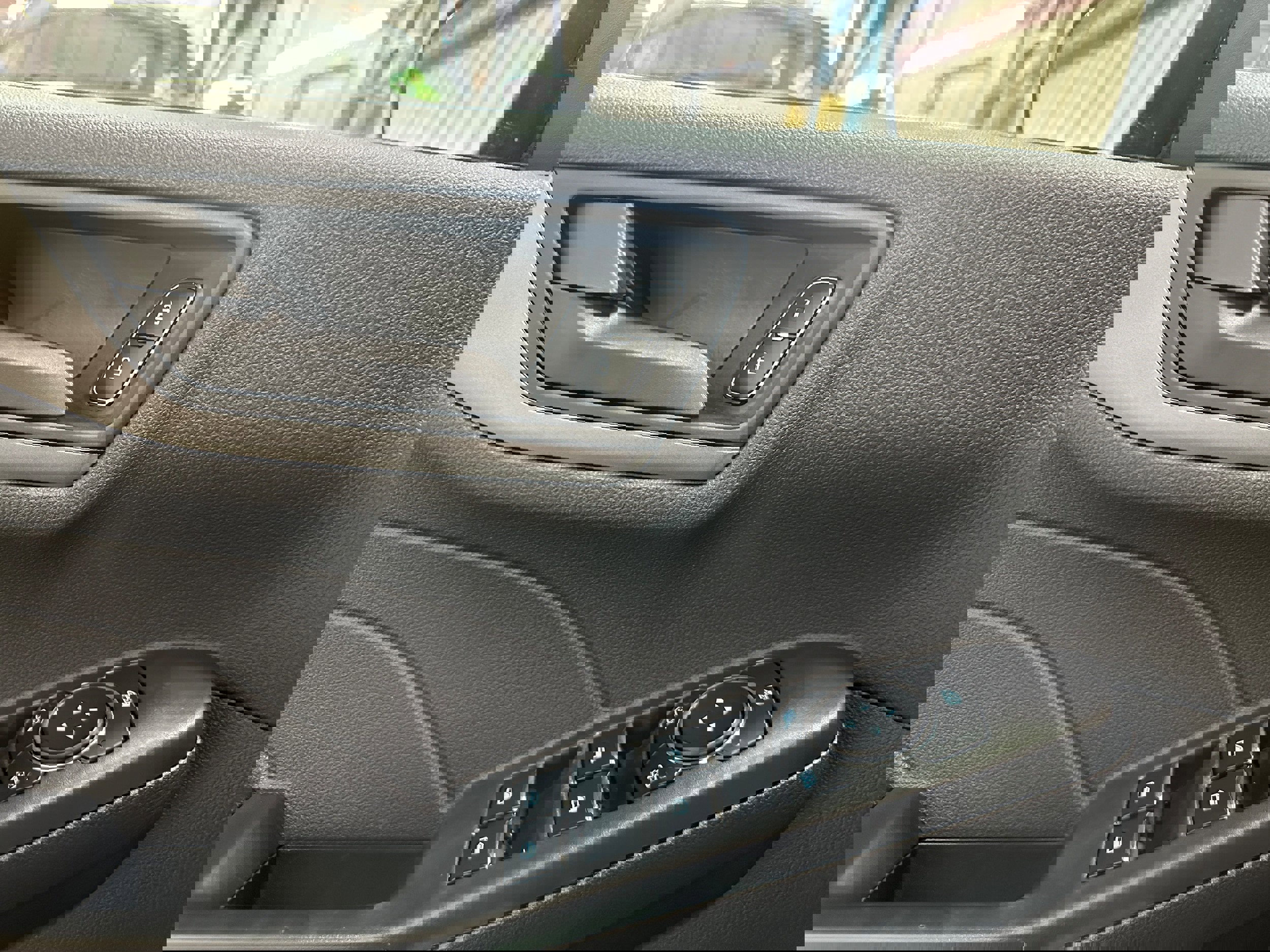 Certified 2024 Ford Escape Active image 11