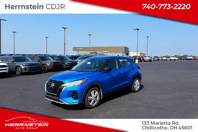 Used 2023 Nissan Kicks S FWD image 2