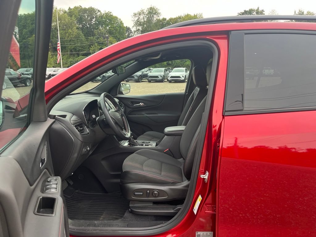 Used 2024 Chevrolet Equinox RS AWD/4WD image 21
