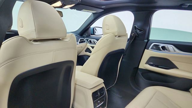 Used 2025 BMW i4 eDrive40 w/ Premium Package image 30
