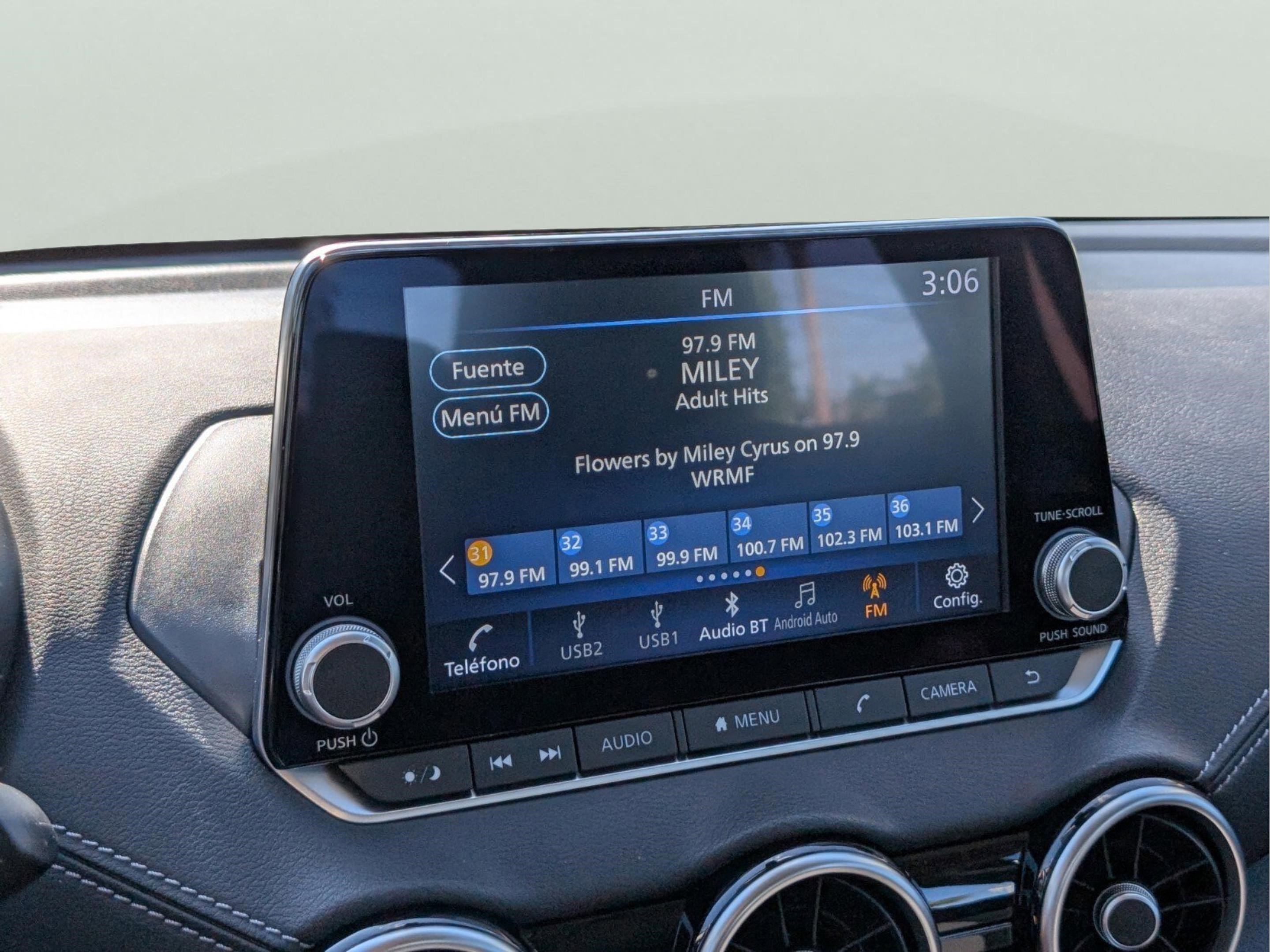 Used 2023 Nissan Sentra SV image 16