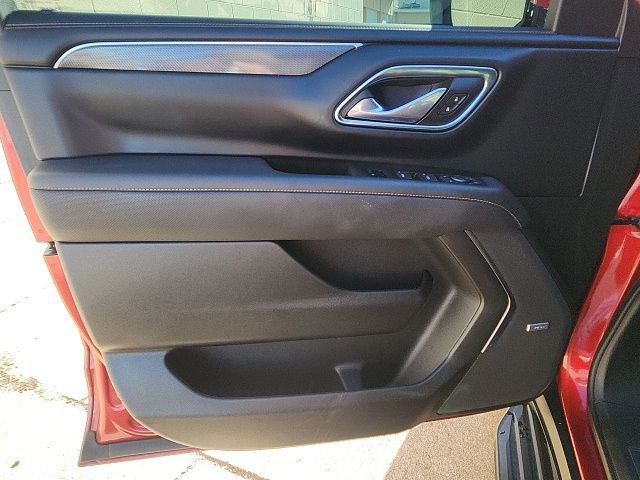 Used 2024 GMC Yukon AT4 w/ Technology Package image 28