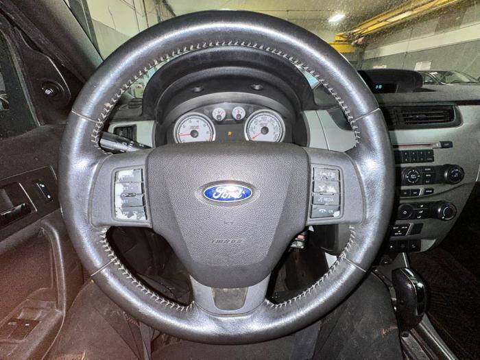 Used 2009 Ford Focus SES FWD image 36
