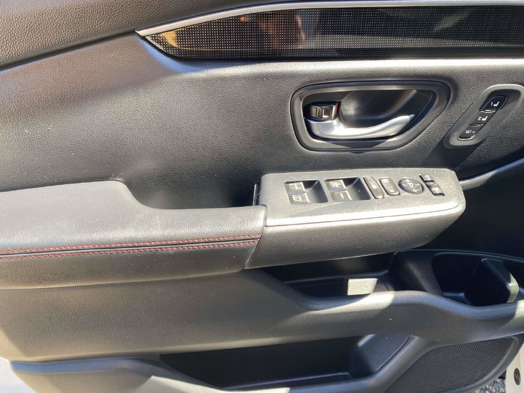 Used 2025 Honda Pilot Black Edition image 19