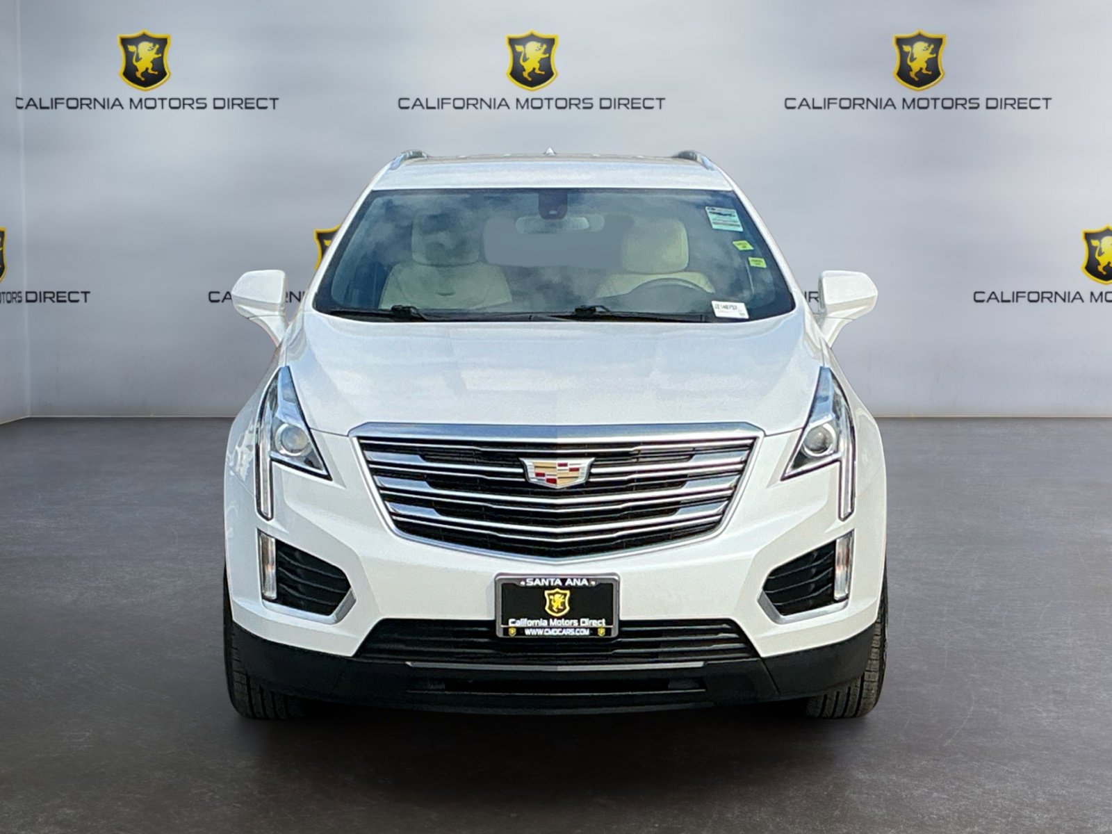 Used 2018 Cadillac XT5 FWD image 2