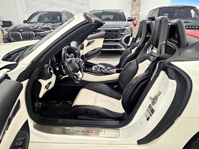 Used 2018 Mercedes-Benz AMG GT Roadster image 15