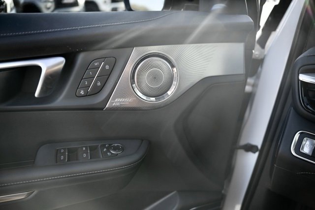 Used 2025 Buick Enclave Avenir w/ Super Cruise Package image 21