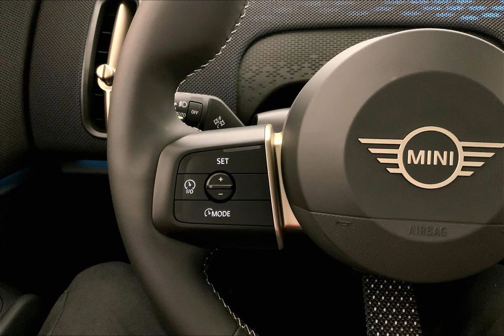 Certified 2025 MINI Cooper Countryman S image 18