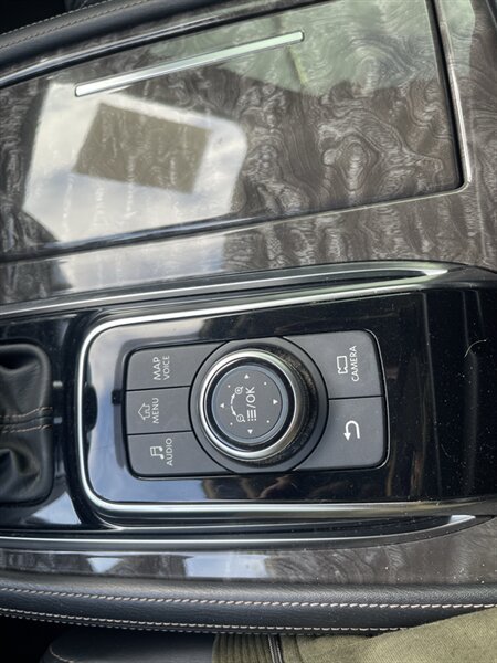 Used 2021 Nissan Armada Platinum w/ Captain's Chairs Package AWD/4WD image 21