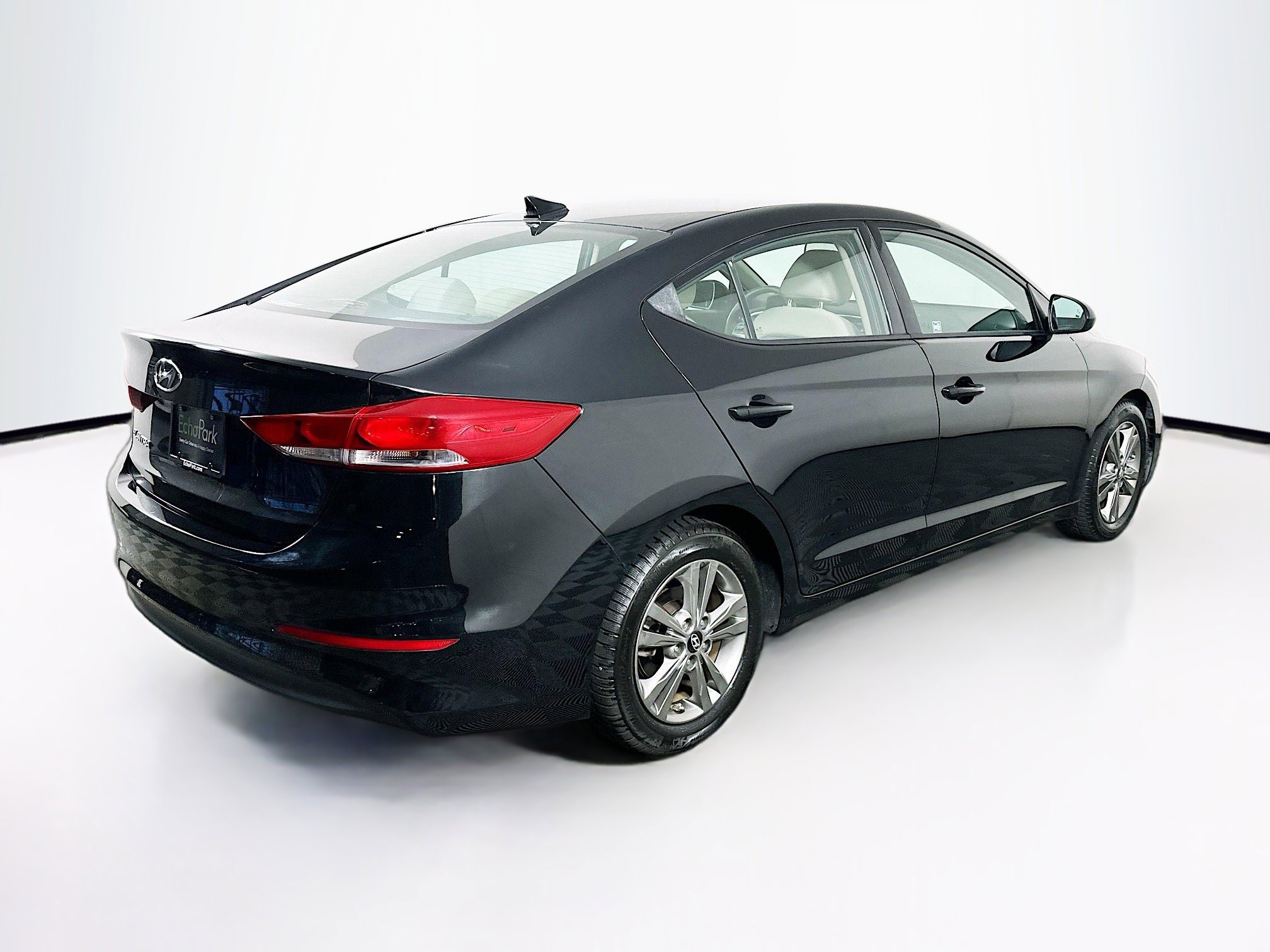 Used 2018 Hyundai Elantra SEL image 9