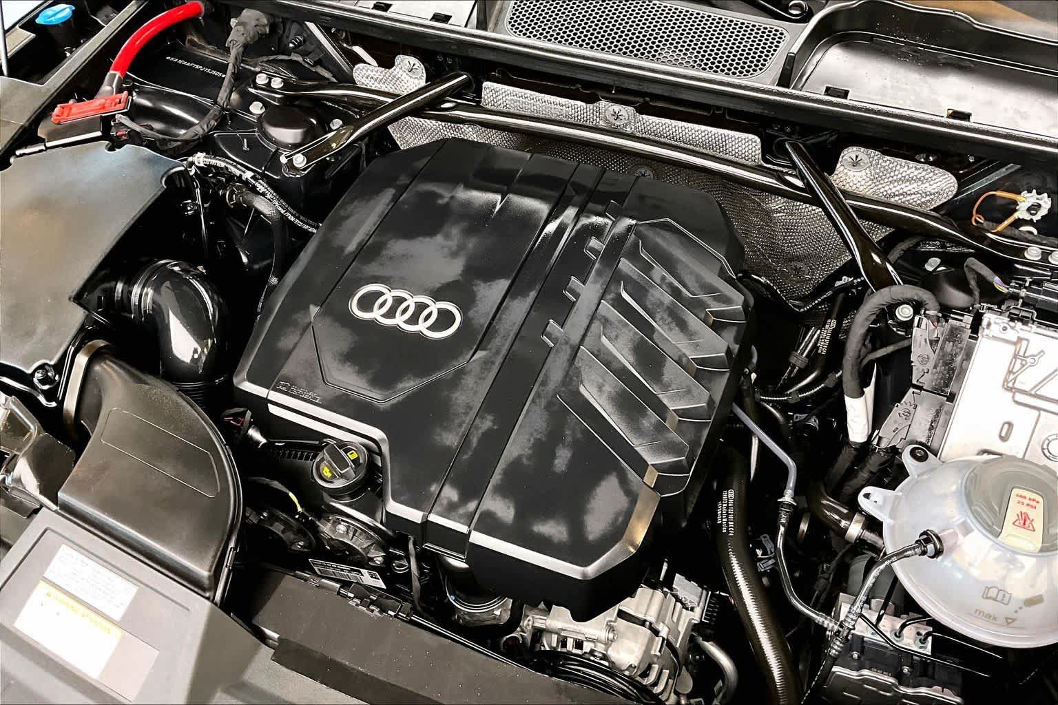 Used 2023 Audi Q5 2.0T Premium Plus w/ Premium Plus Package AWD/4WD image 31