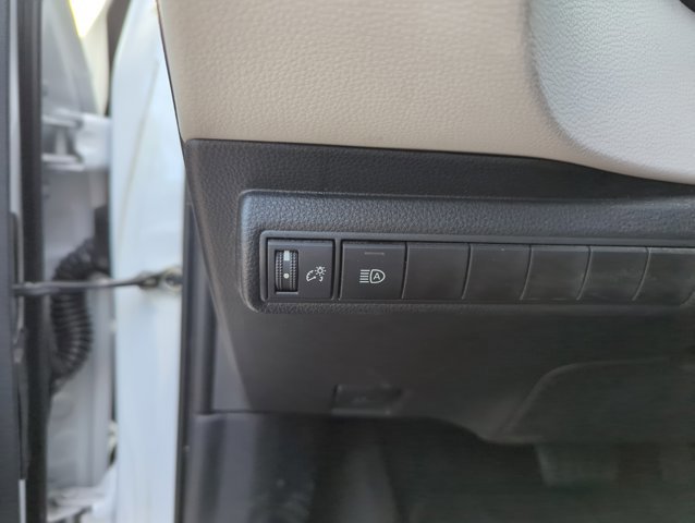 Used 2023 Toyota Corolla LE FWD image 12