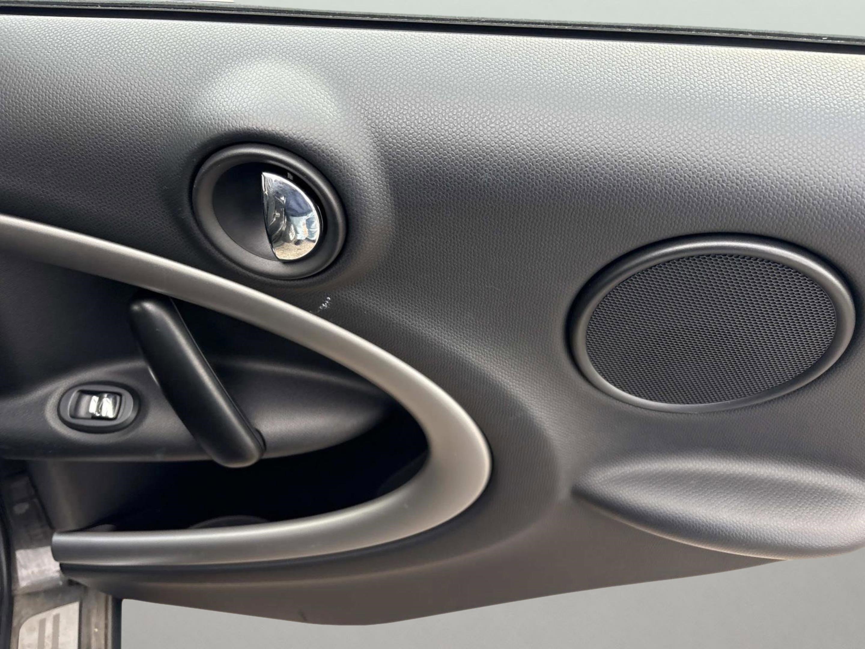 Used 2015 MINI Cooper Countryman image 21