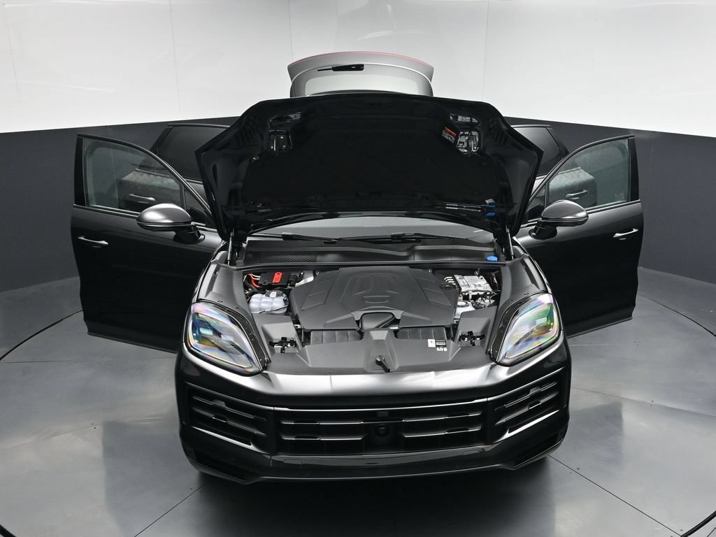 New 2026 Porsche Cayenne S AWD/4WD image 30