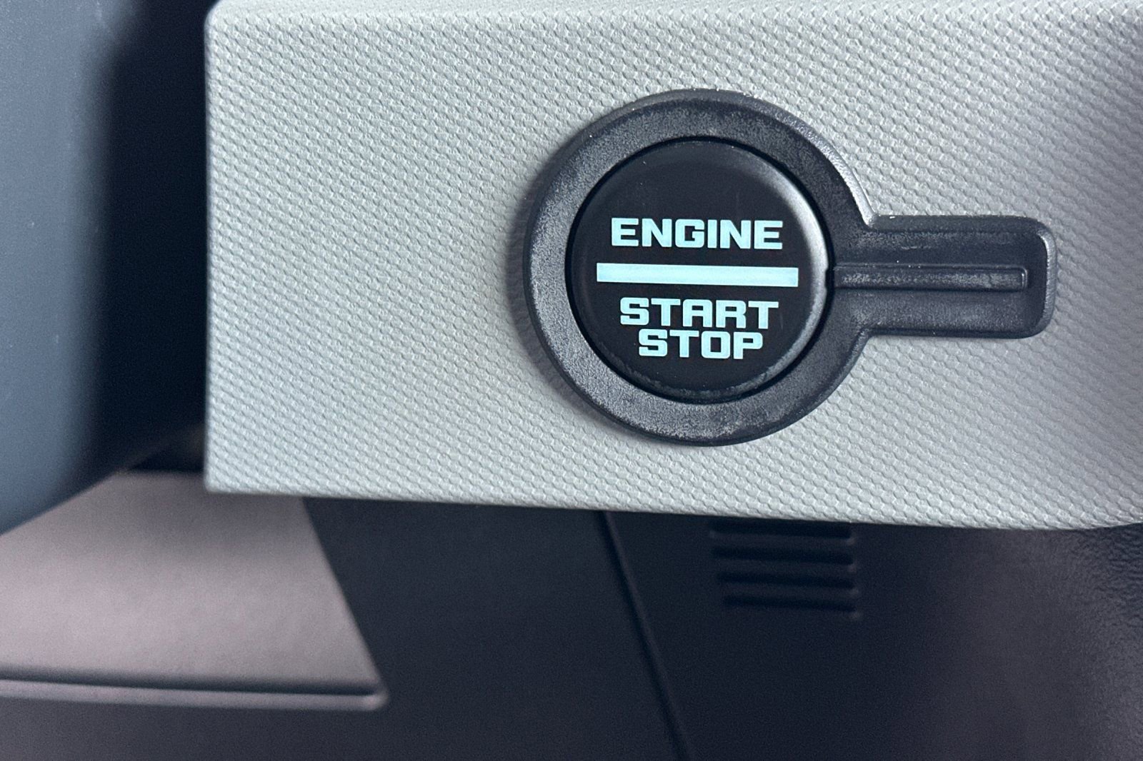 Used 2023 Ford Bronco Badlands image 26