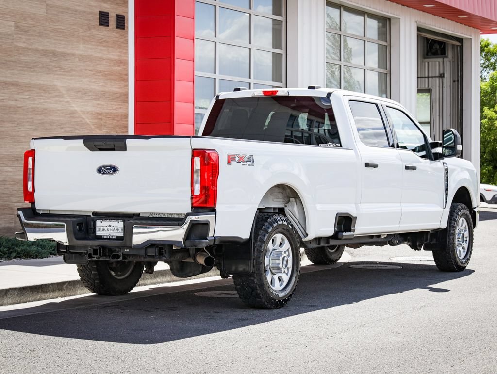 Used 2023 Ford F350 XLT w/ FX4 Off-Road Package AWD/4WD image 3
