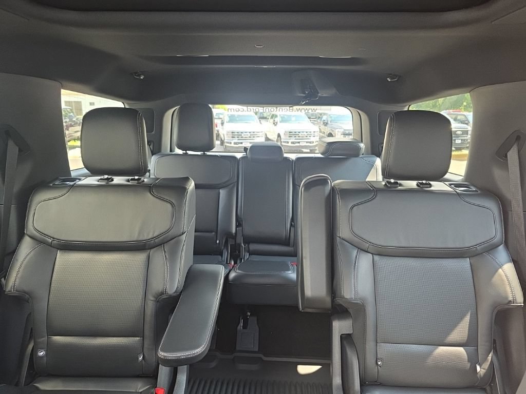 New 2027 Ford Expedition Platinum w/ Stealth Performance Package AWD/4WD image 30