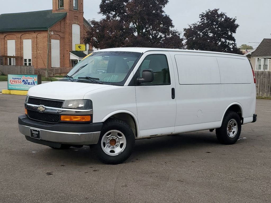 Used 2015 Chevrolet Express 2500 w/ Express Access Plus Package image 22