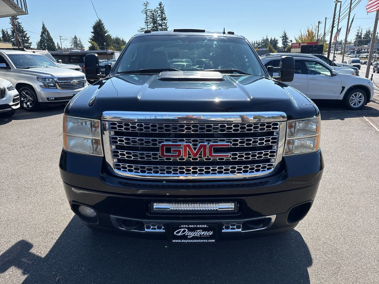 Used 2011 GMC Sierra 3500 Denali image 8
