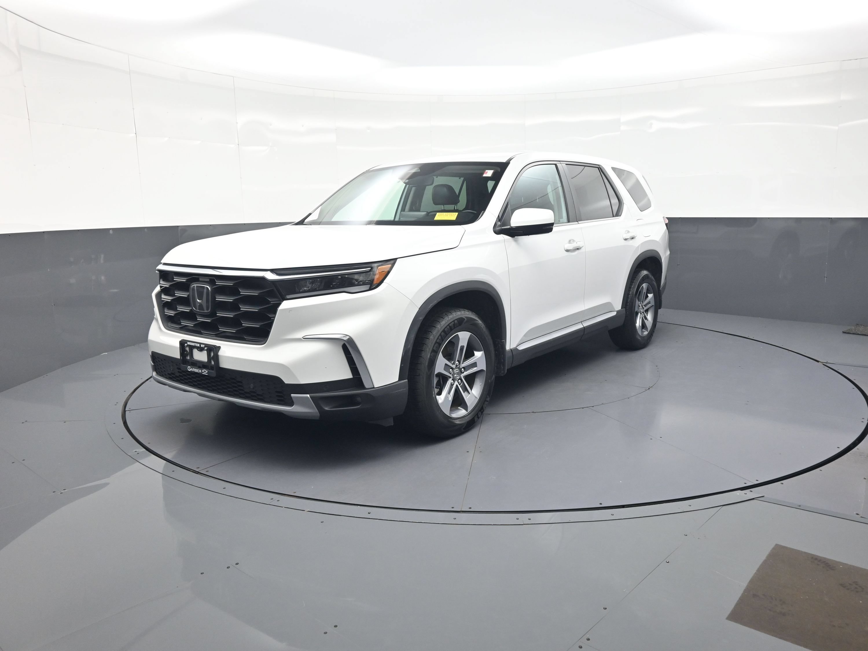 Used 2023 Honda Pilot EX-L image 7
