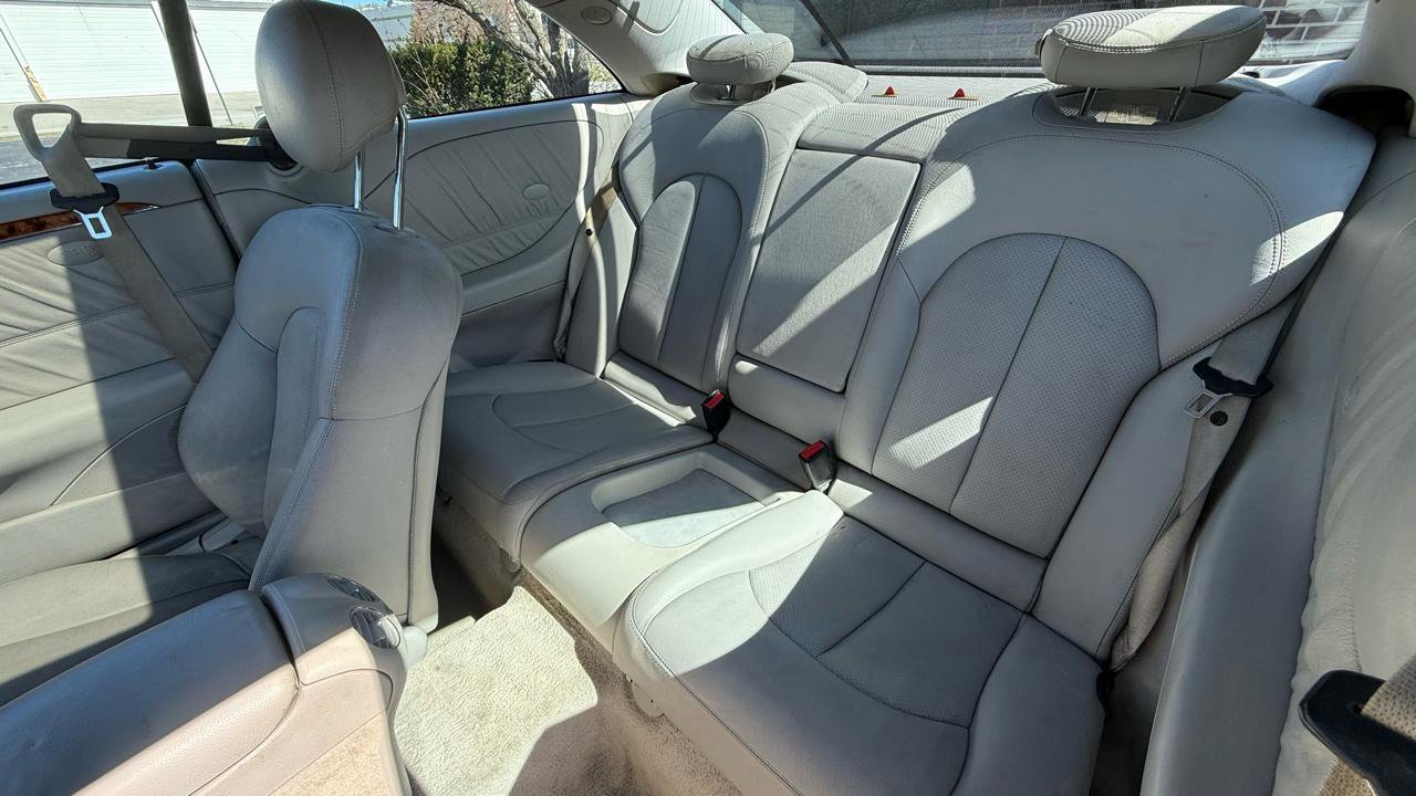 Used 2005 Mercedes-Benz CLK 500 Coupe image 18