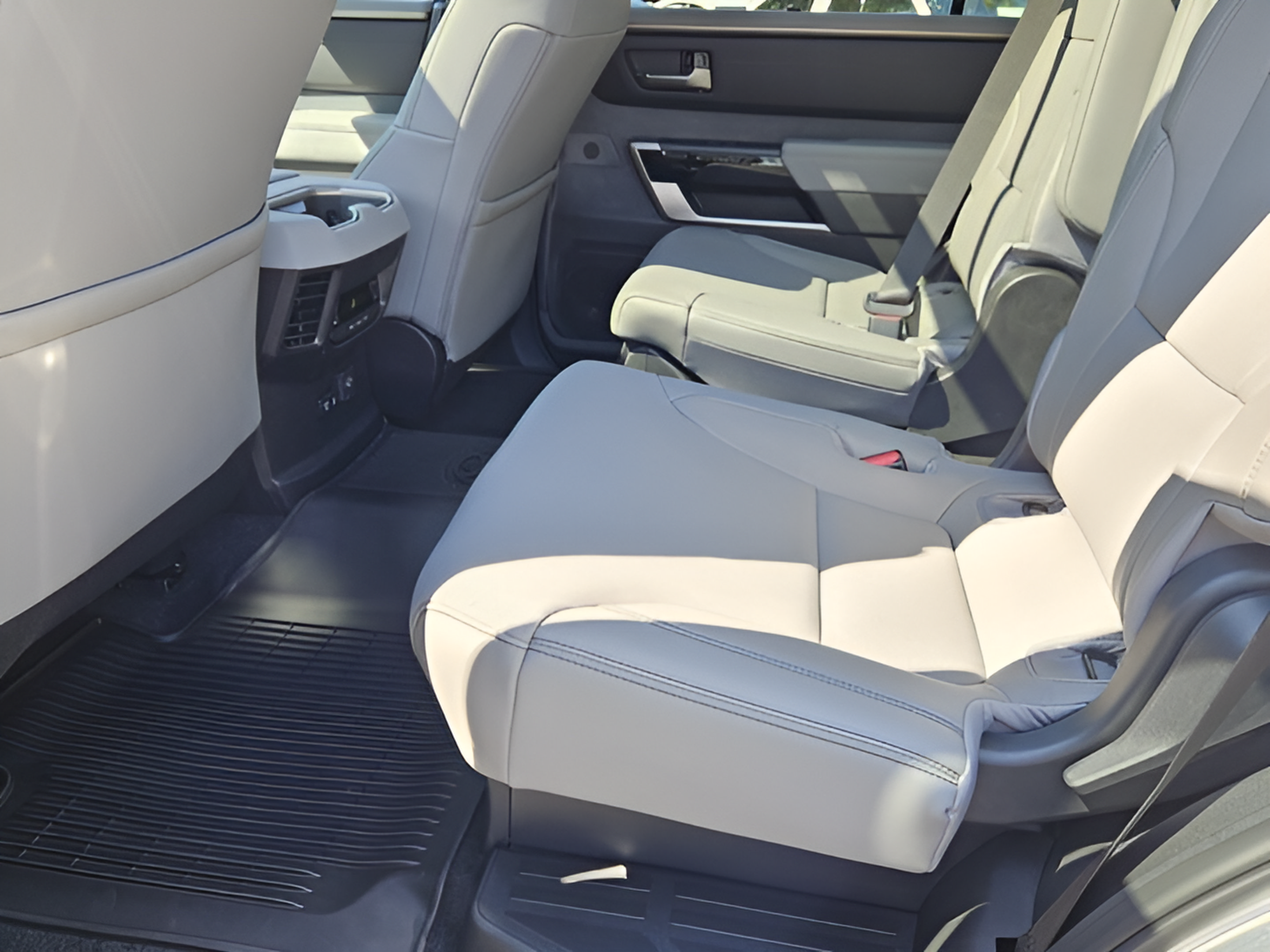 New 2026 Toyota Sequoia Limited w/ TRD Off-Road Package AWD/4WD image 10