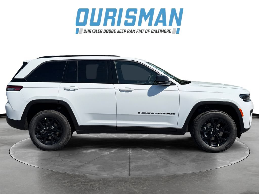 New 2026 Jeep Grand Cherokee Altitude AWD/4WD image 7