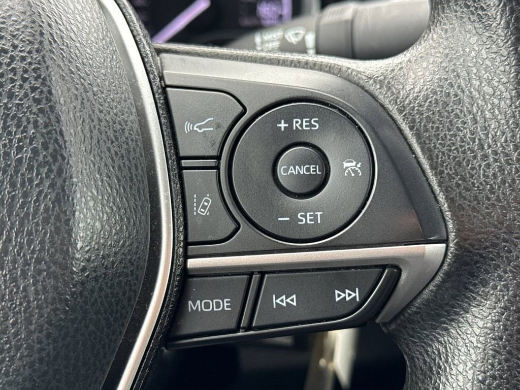 Used 2024 Toyota Camry LE FWD image 24