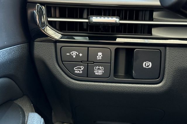 New 2026 Kia Sportage EX AWD/4WD image 32