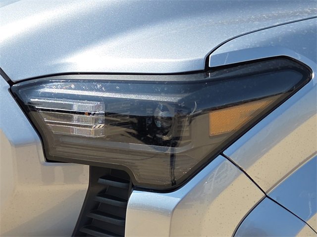 Used 2024 Toyota Tacoma SR5 image 4