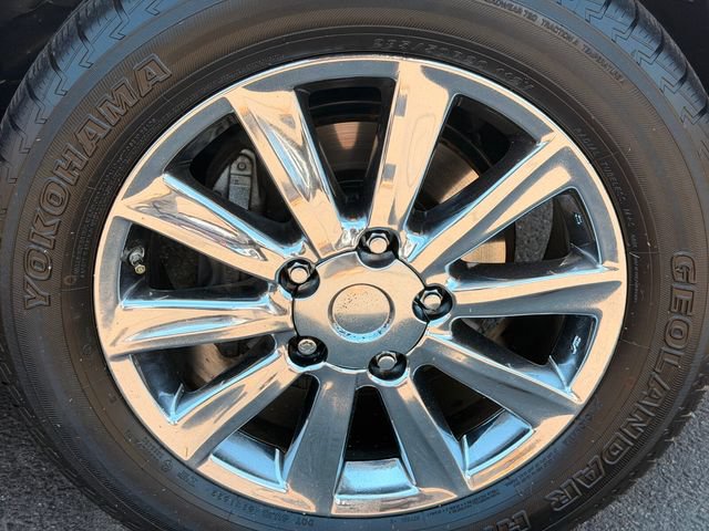 Used 2008 Lexus LX 570 4WD w/ Technology Pkg image 12