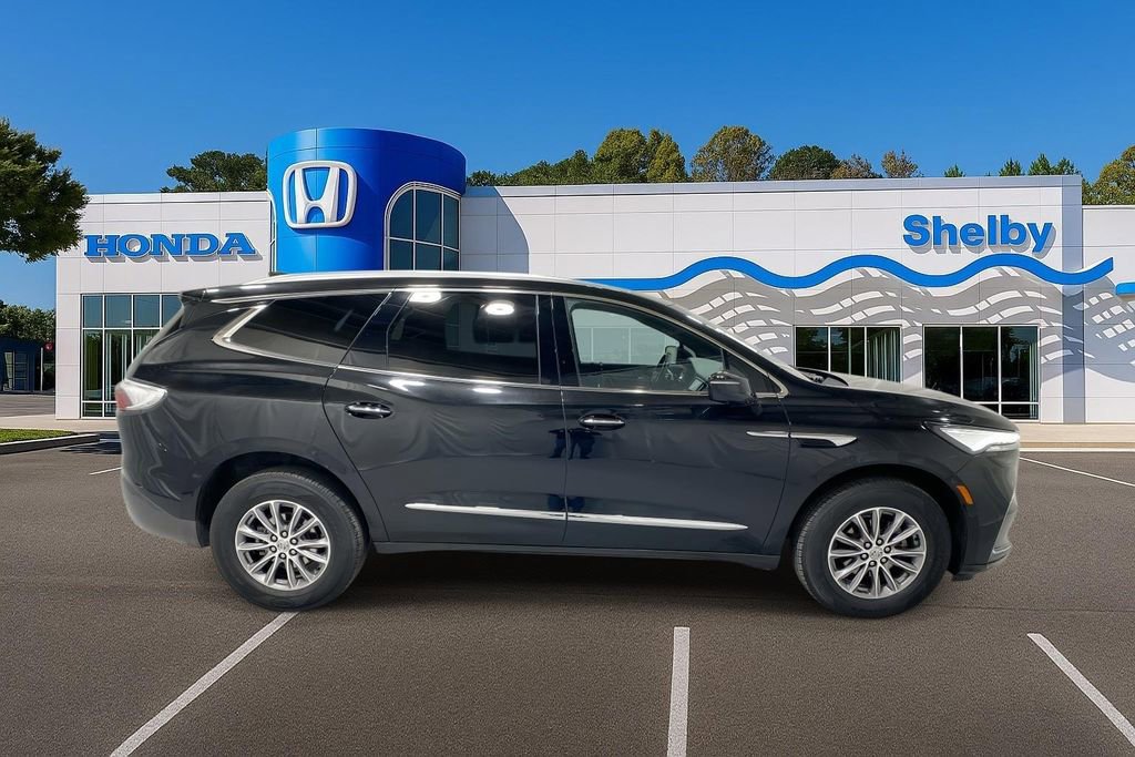 Used 2024 Buick Enclave Premium image 9