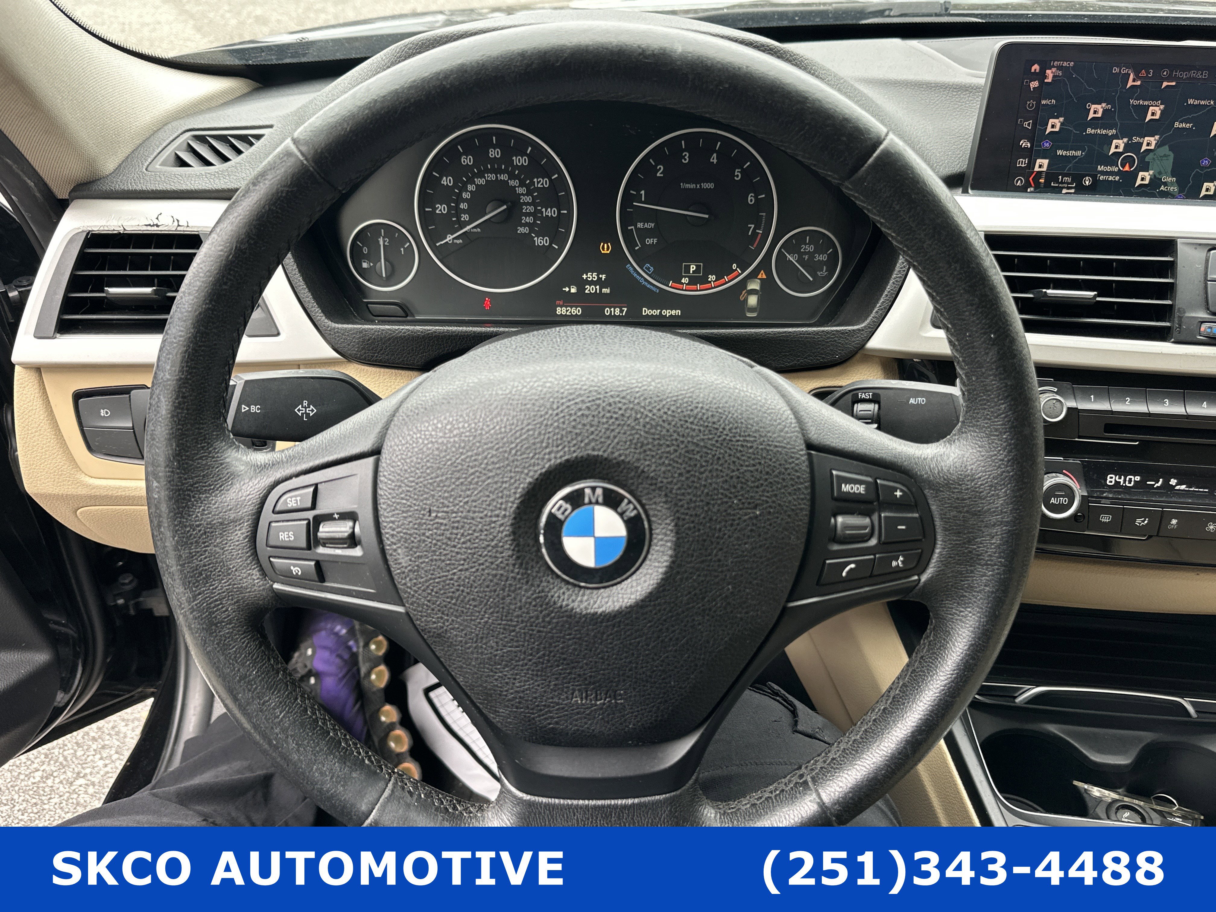 Used 2018 BMW 320i Sedan w/ Premium Package RWD image 18