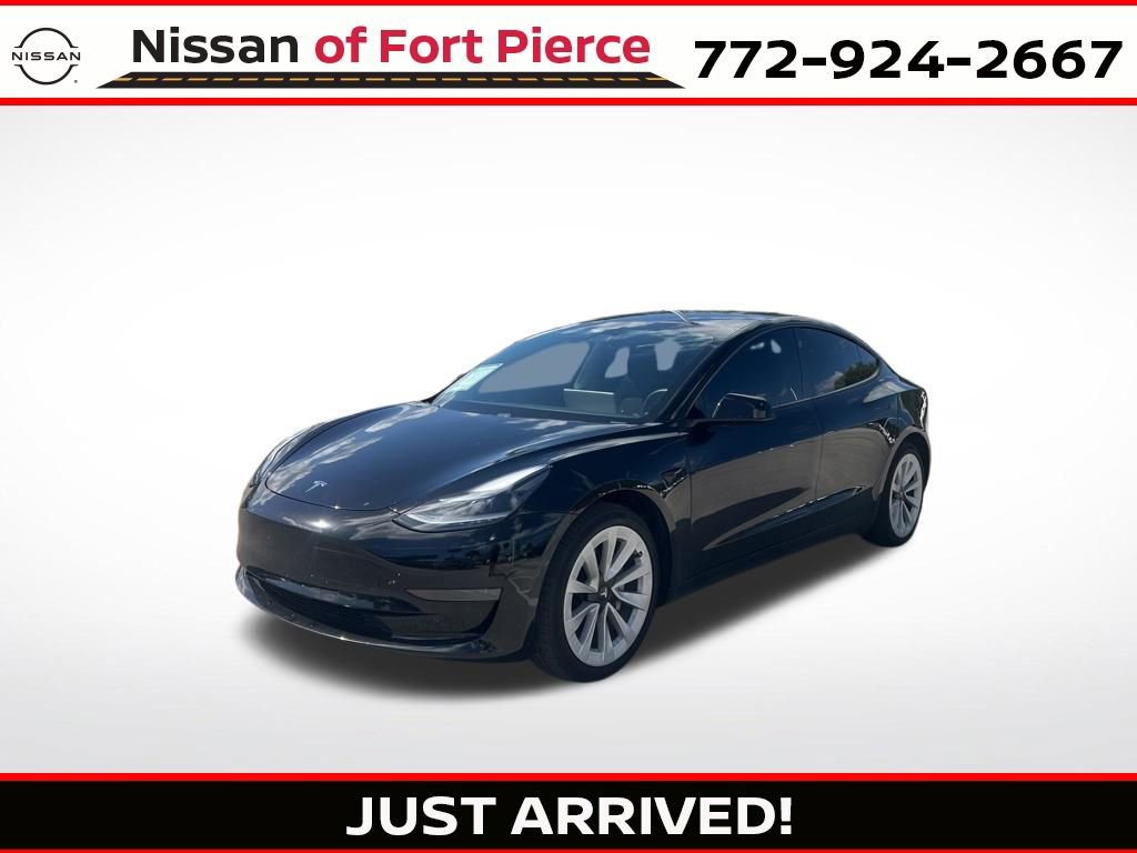 Used 2021 Tesla Model 3 Standard Range Plus RWD image 1