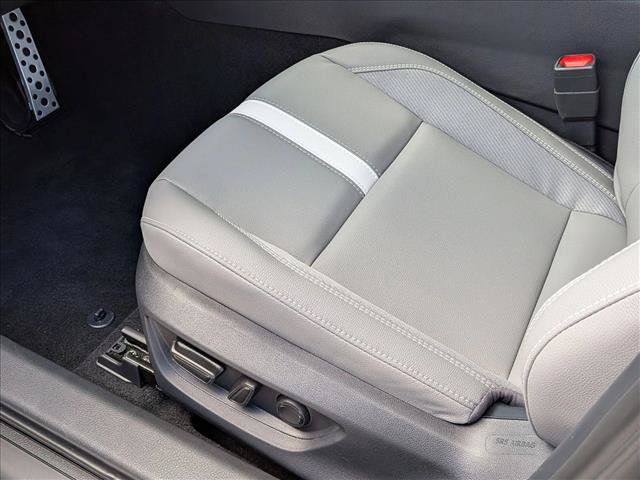 New 2026 Toyota Camry SE FWD image 4