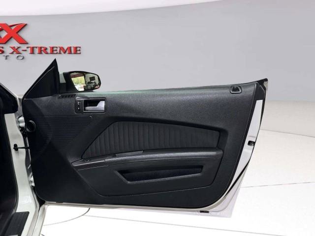 Used 2013 Ford Mustang Boss 302 w/ Boss 302 Accessory Pkg RWD image 47
