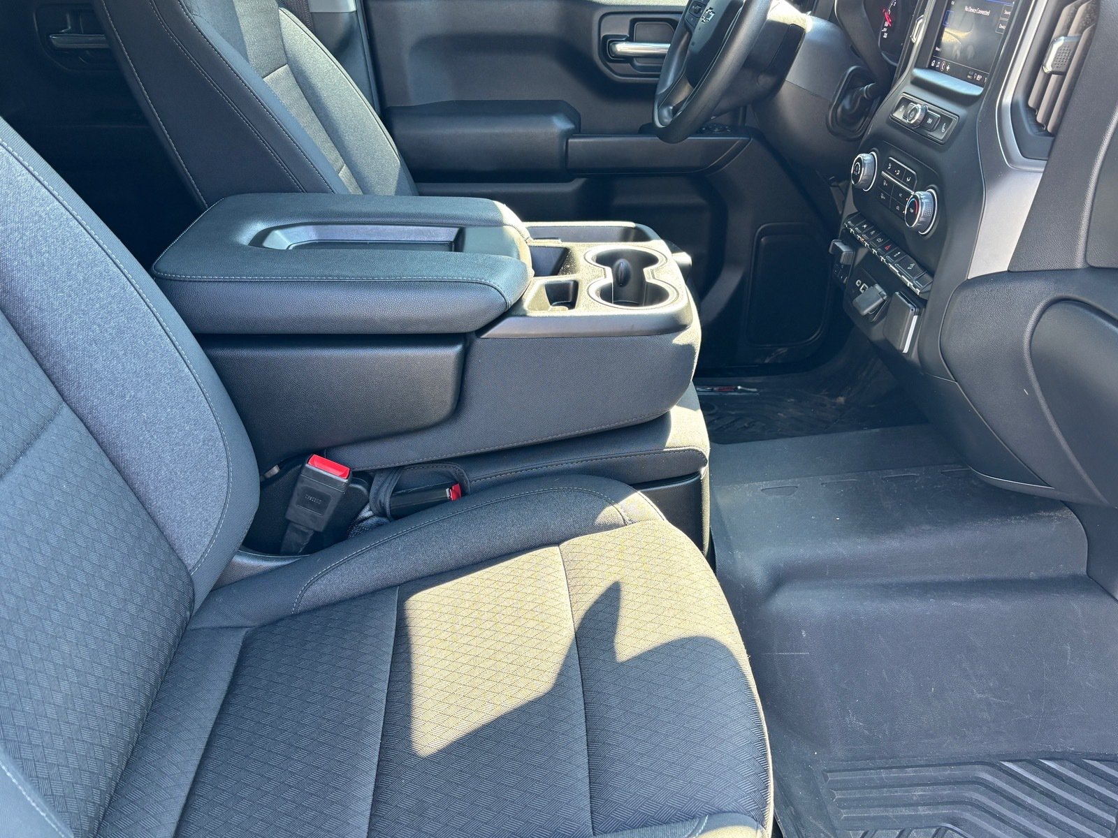 Used 2024 Chevrolet Silverado 1500 Custom Trail Boss AWD/4WD image 31
