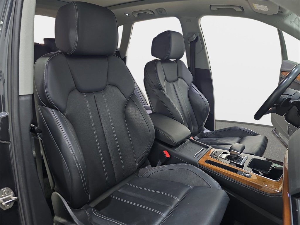Used 2021 Audi Q5 2.0T Premium Plus w/ Premium Plus Package image 12