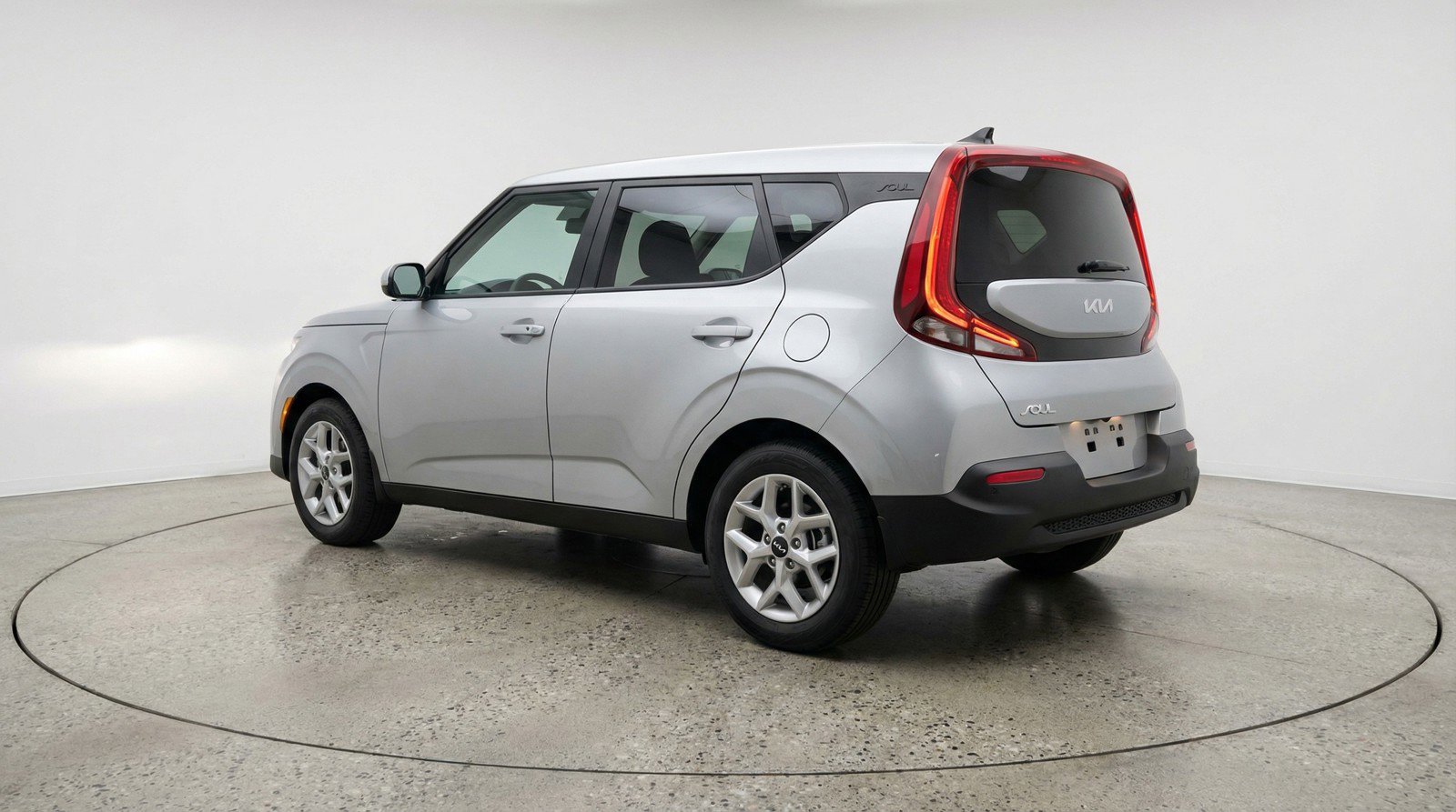 Used 2025 Kia Soul LX w/ LX Technology Package image 5
