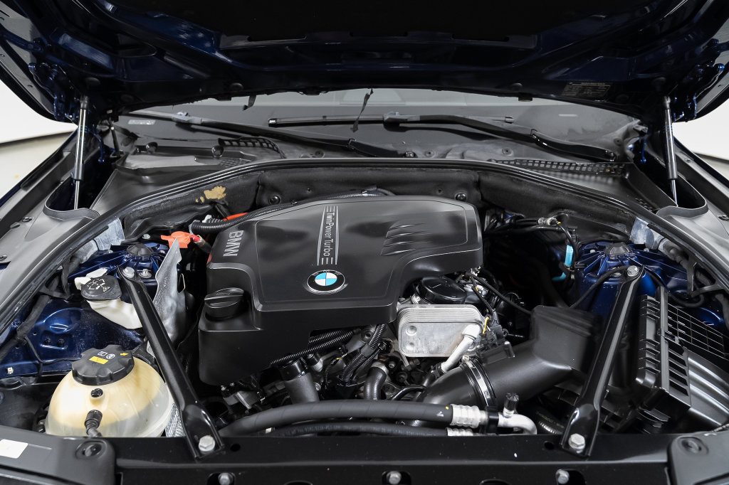 Used 2016 BMW 528i Sedan RWD image 37