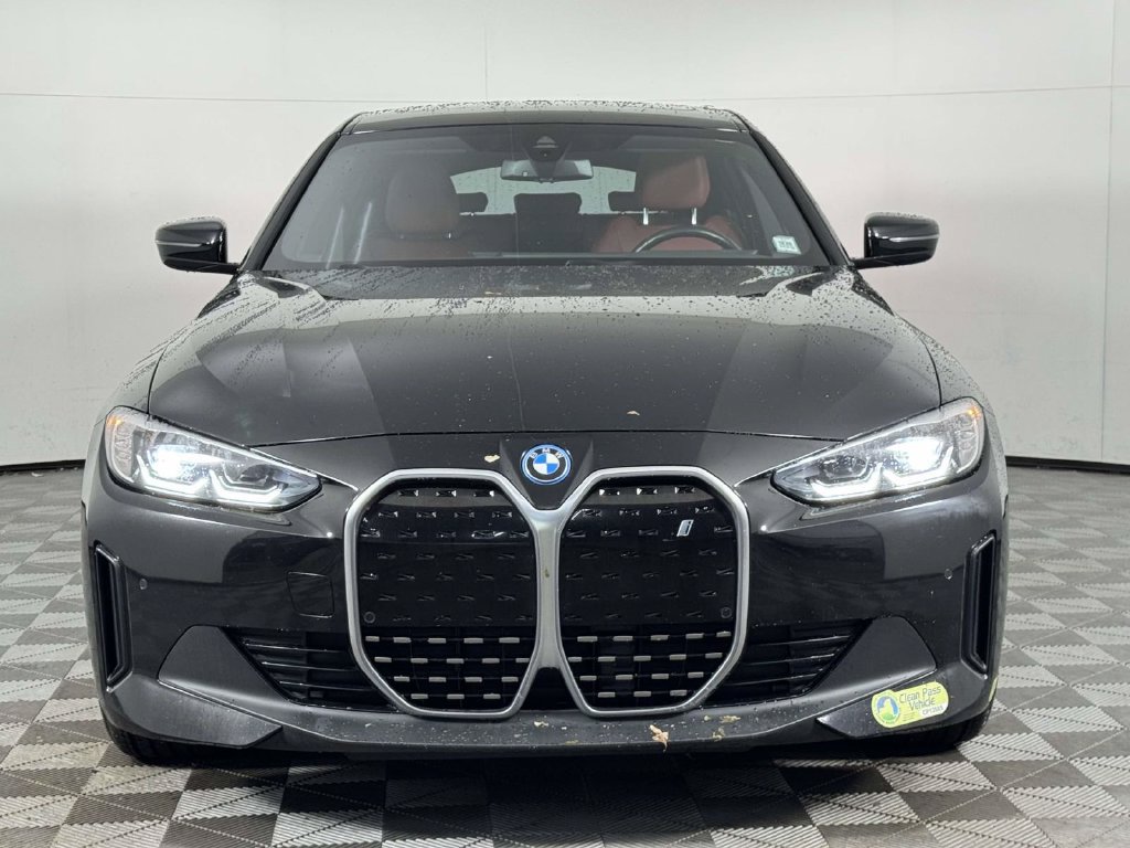 Used 2024 BMW i4 eDrive35 w/ Premium Package RWD image 6