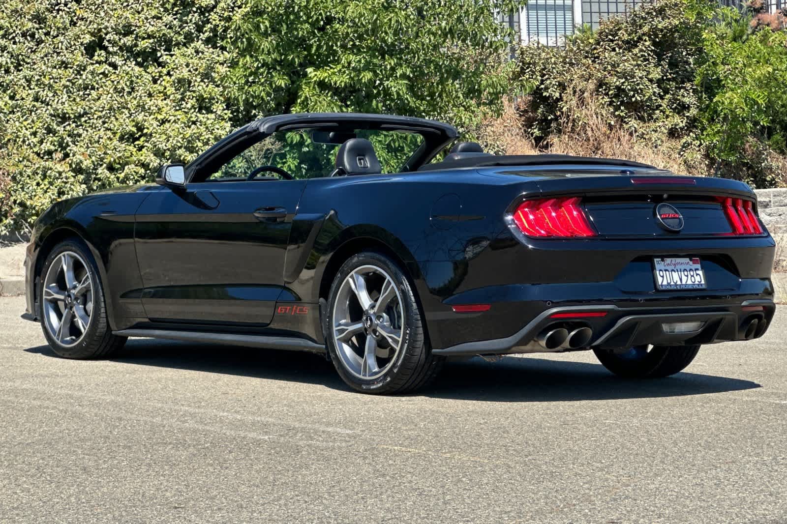 Used 2022 Ford Mustang GT Premium w/ Equipment Group 401A RWD image 6