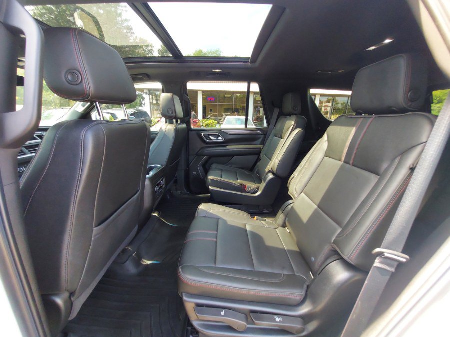 Used 2022 Chevrolet Tahoe RST w/ Luxury Package AWD/4WD image 9