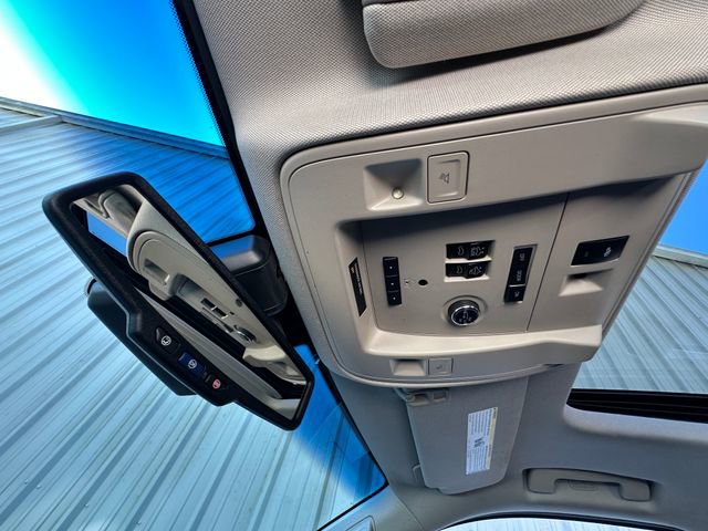 Used 2015 Cadillac Escalade Premium image 37