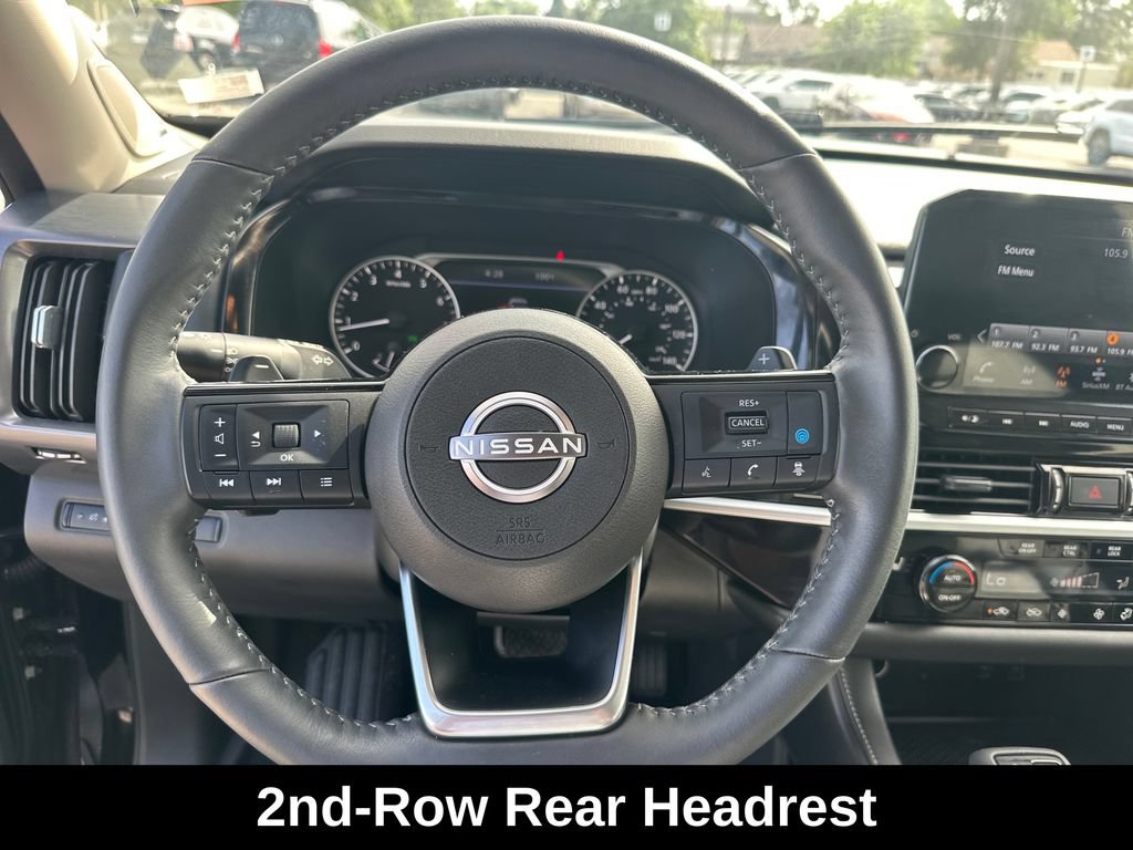 Used 2025 Nissan Pathfinder SL w/ SL Premium Package FWD image 18