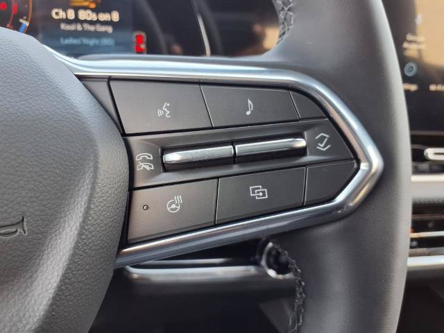 New 2027 Chevrolet Equinox LT FWD image 22