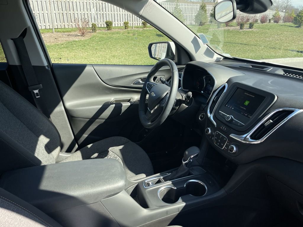 Used 2024 Chevrolet Equinox LT w/ LPO, Floor Liner Package image 38