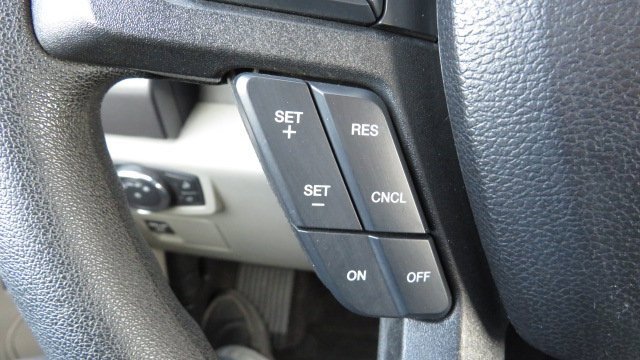 Used 2017 Ford F150 XLT image 23